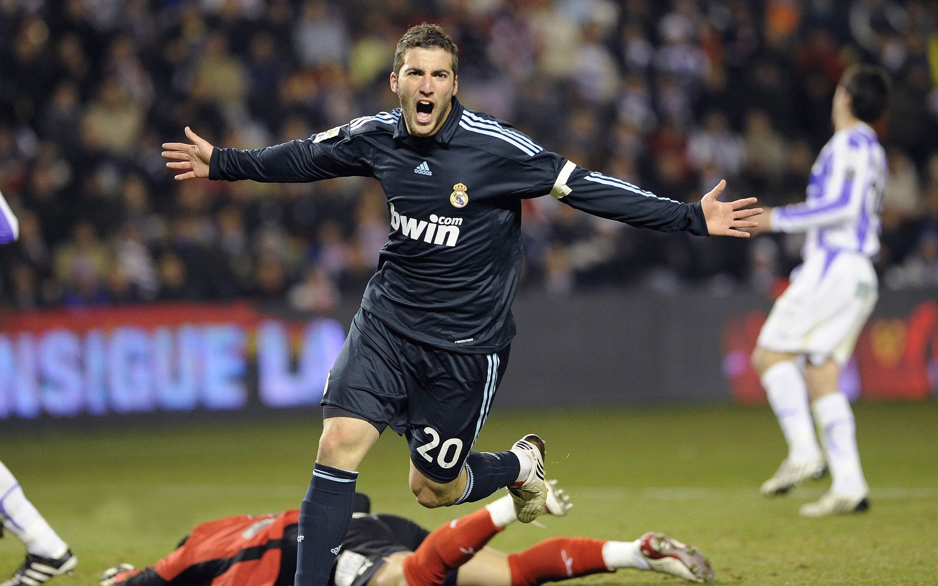 开云入口-未来“欧洲之星”终于闪耀：新晋球员崭露头角，欧洲之星是哪三个国家